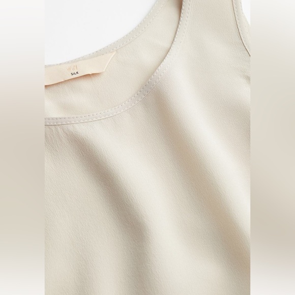 Silk top - Picture 2 of 2